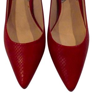 Michael Kors Flex Mid Pump Red Embossed Leather Pointed Toe Heels 6.0